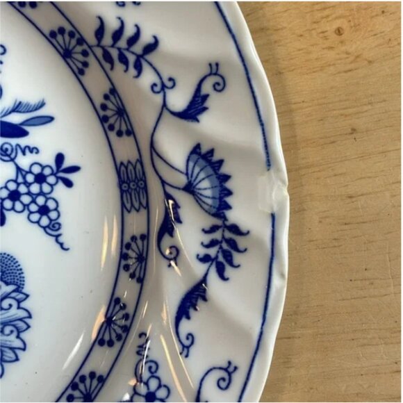 Blue Elbe By Sanyo Porcelain Plates Dinner Salad Bowl Blue Onion Floral Design - Picture 14 of 15